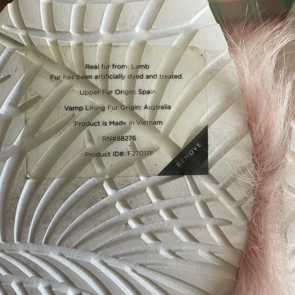 UGG Lamb Fur Royale Genuine Dyed Lamb Fur Slide Sandal. Pink Size 7 - Picture 4 of 5